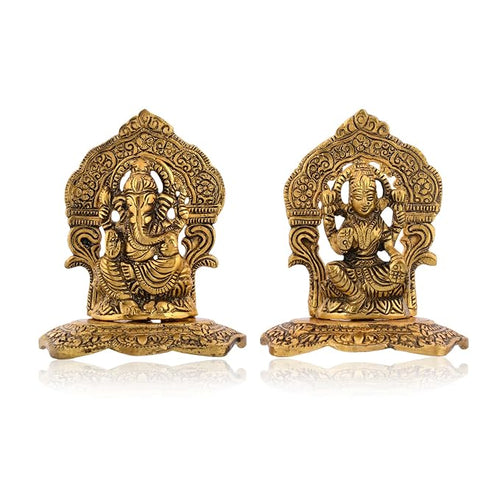 CraftVatika Metal Laxmi Lakshmi Ganesh Gift Items for Cooperate, Ganesh Idol for Gift, Gift for Ganpati Festival, Anniversary, Wedding Gift, Housewarming with Velvet Box Packing (Set of 1)